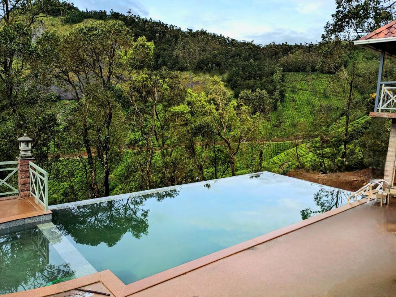 The Planet Munnar Hotel Suryanelli Exterior photo