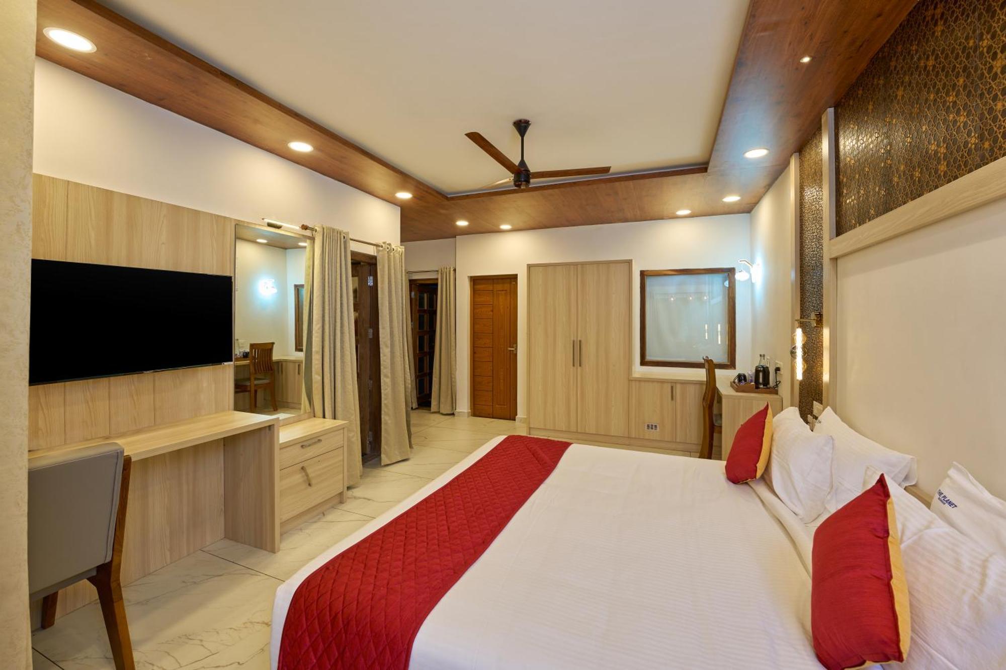The Planet Munnar Hotel Suryanelli Exterior photo